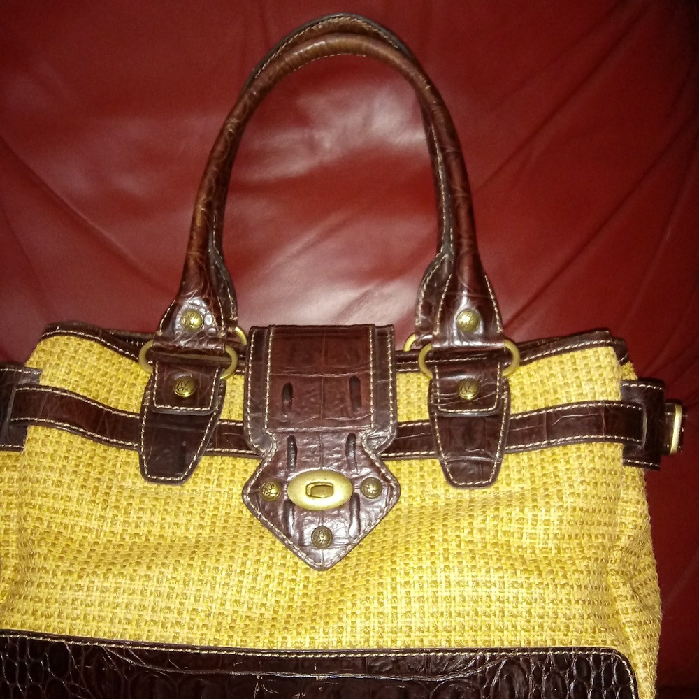 Purse - Picture 2 of 4